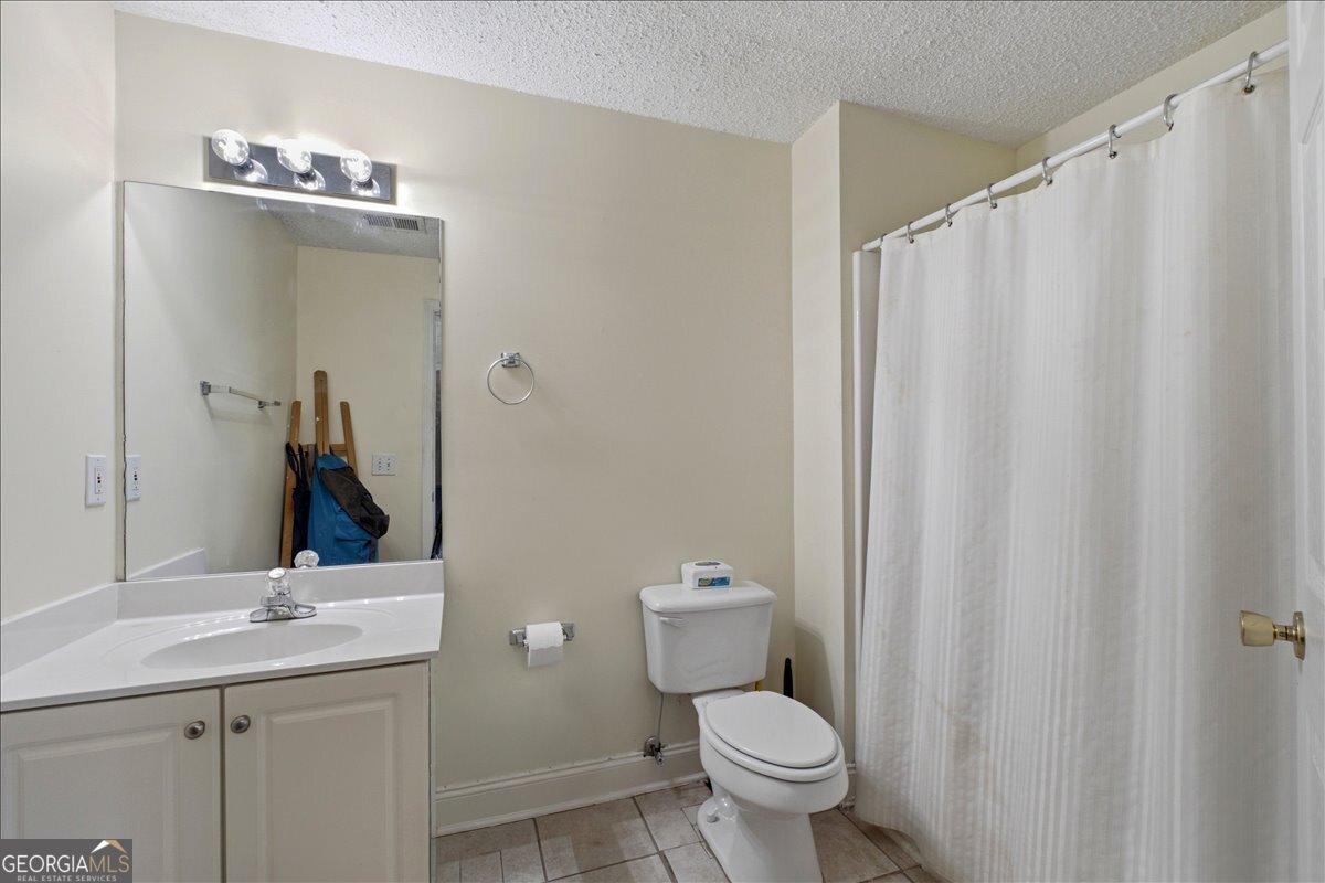 16 Berkshire Drive Nw Property Photo 25