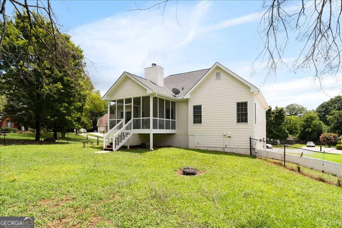 16 Berkshire Drive Nw Property Photo 31