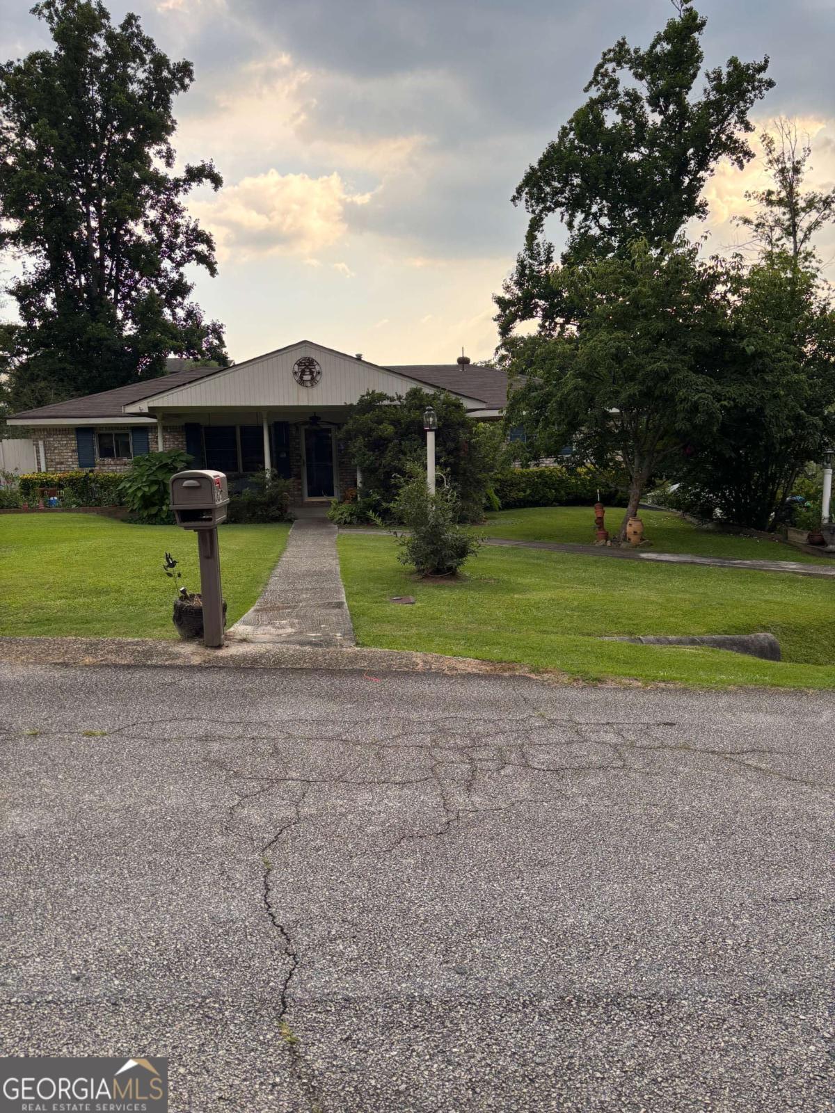 3675 Goodwin Road Property Photo 5