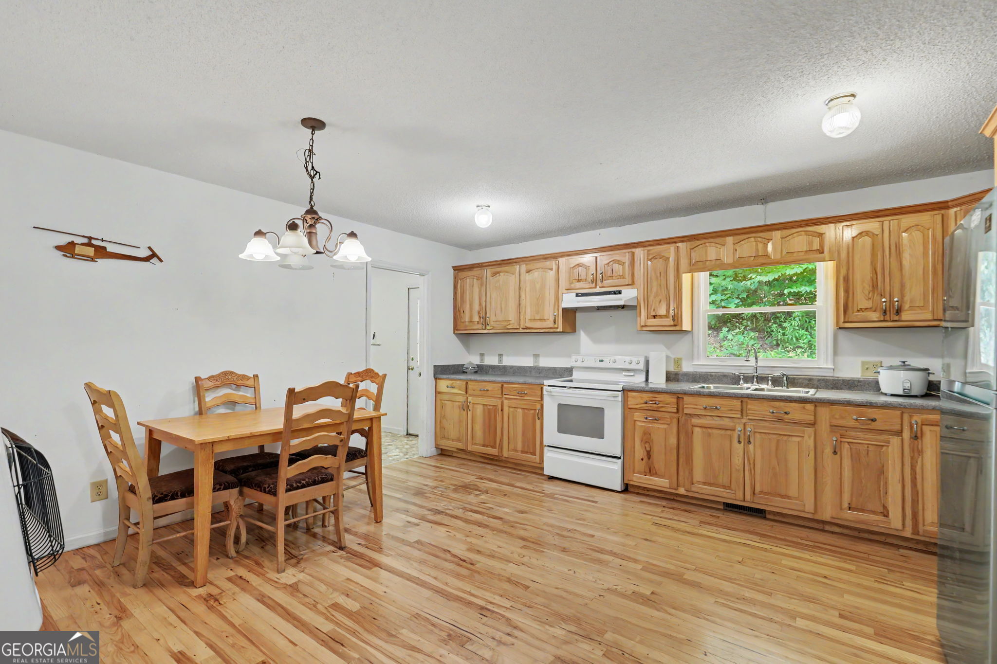 118 Cub Lane Property Photo 2