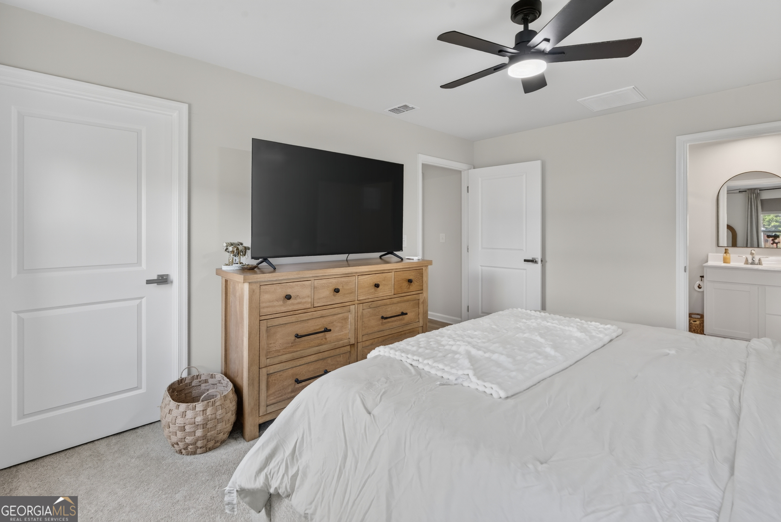 42 Summer Club Boulevard Property Photo 9
