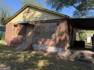 541 Straight Street Property Photo 9