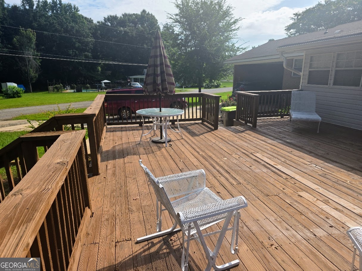 110 Fallin Street Property Photo 22