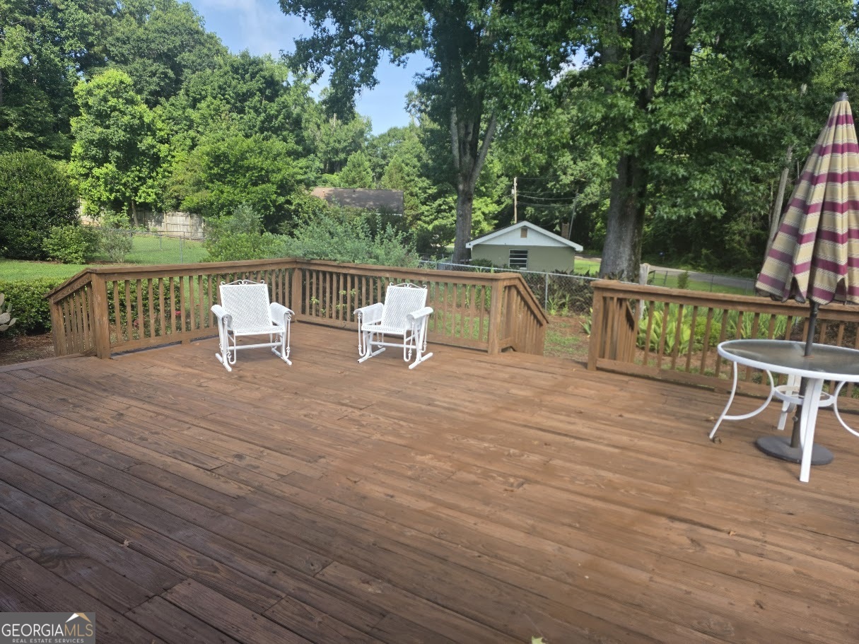 110 Fallin Street Property Photo 23