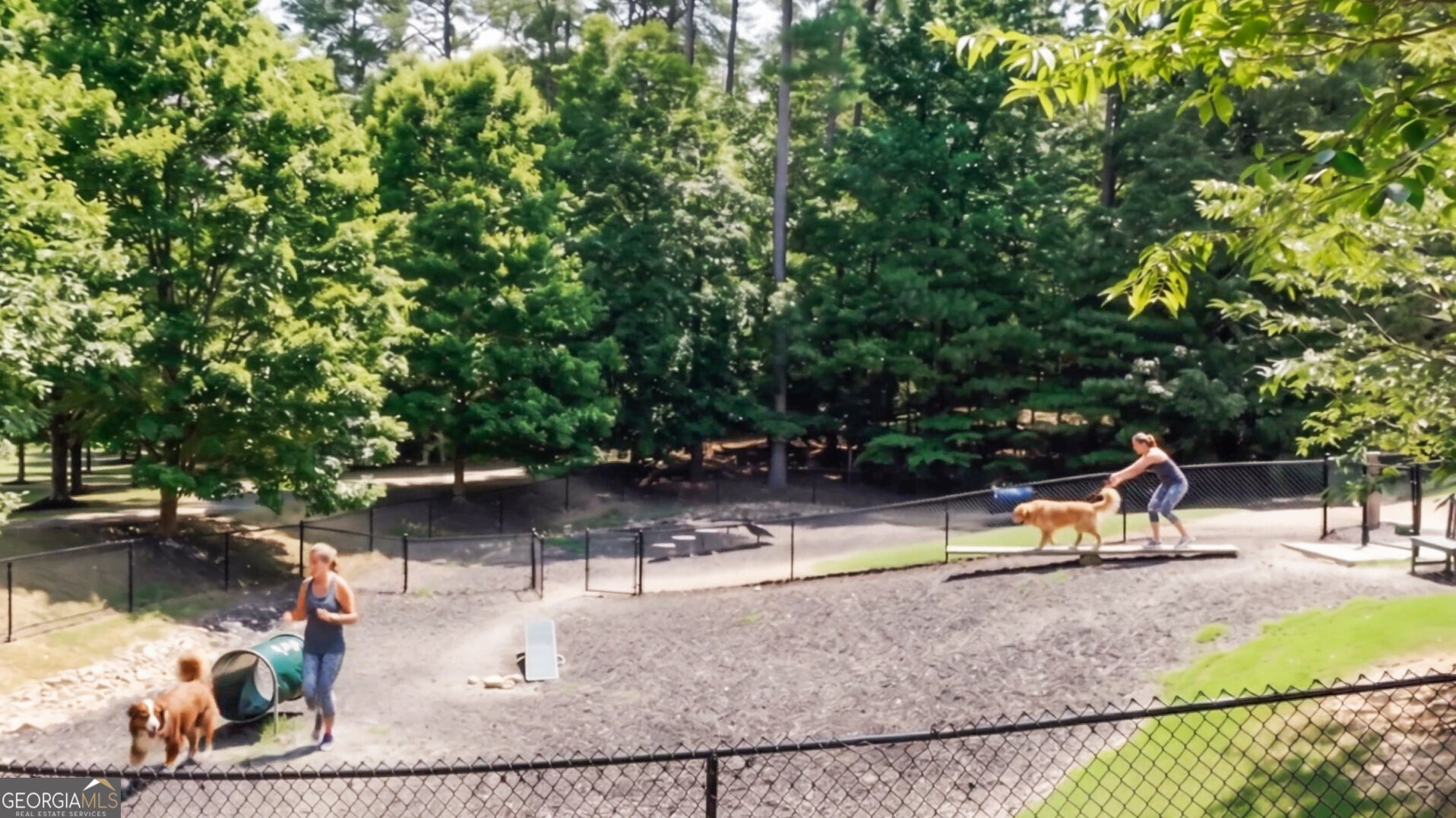 100 Cherokee Cove Property Photo 24
