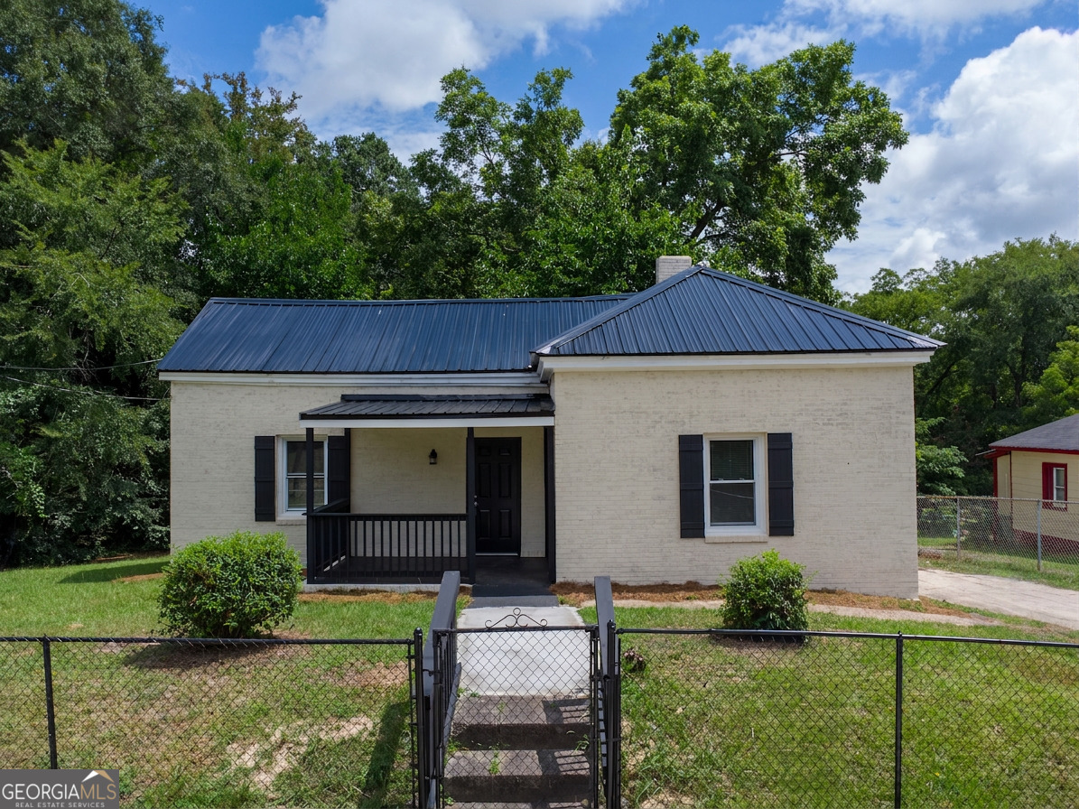 409 Colquitt Street Property Photo 2