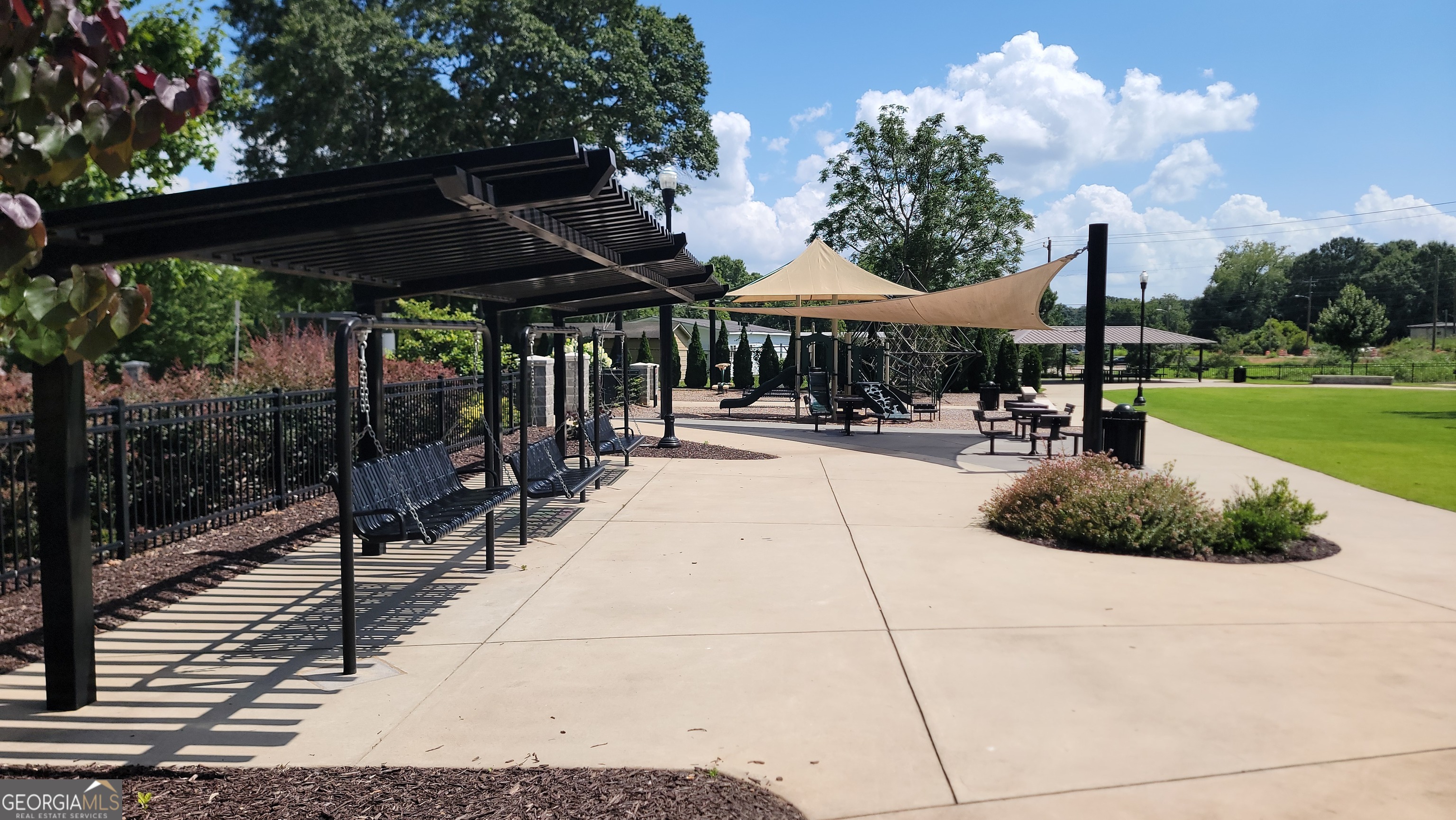 409 Colquitt Street Property Photo 38