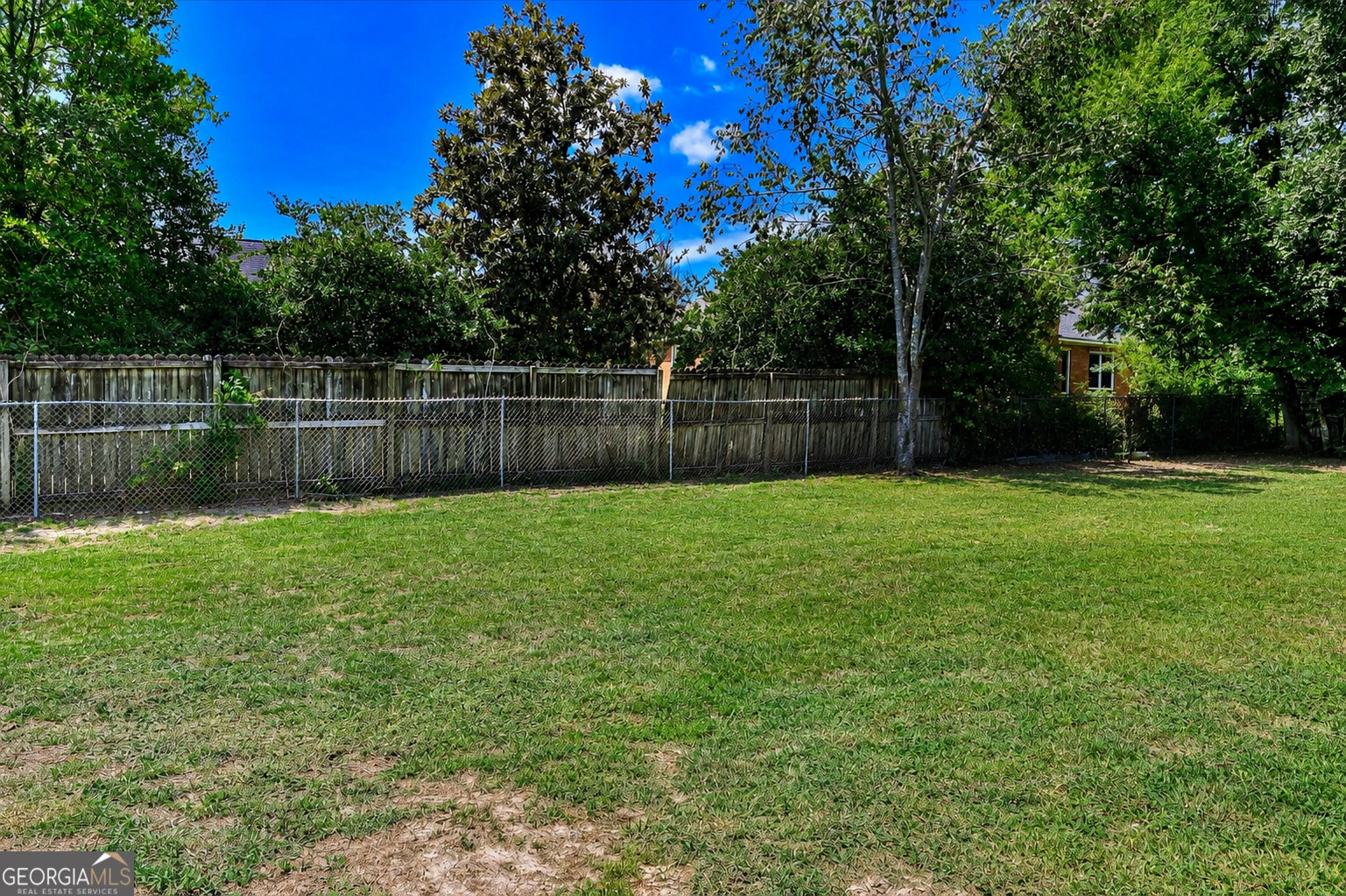 4092 Spencer Street Property Photo 31