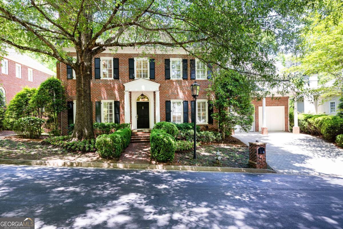 15 Old Paces Place Property Photo 1