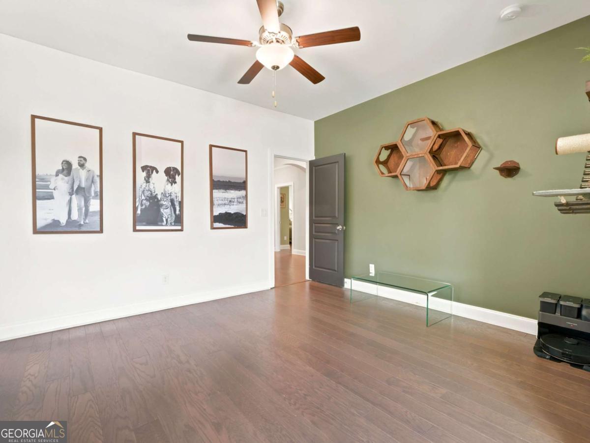 542 Flyingbolt Run Property Photo 26