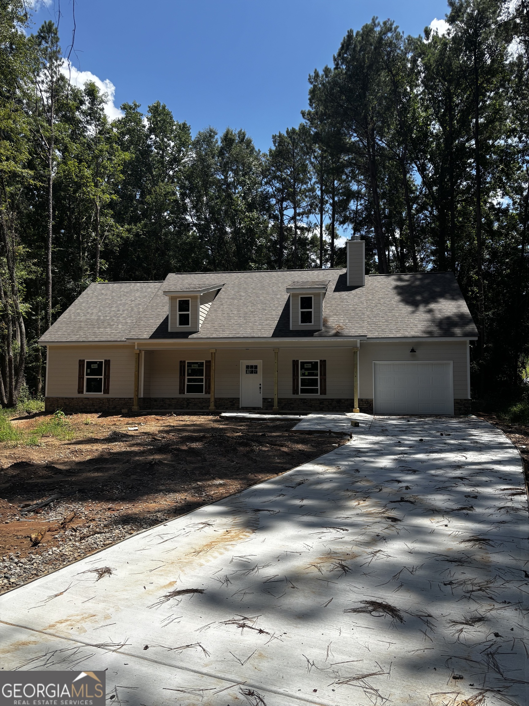 260 Riverbend Drive Property Photo 1