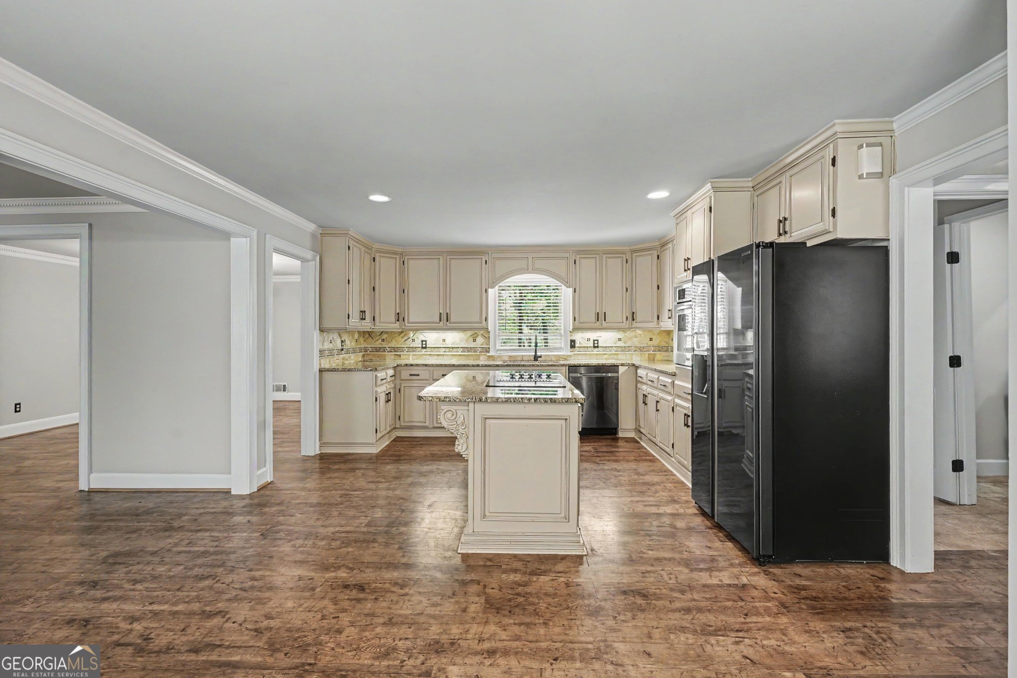 3597 Smithtown Road Property Photo 4