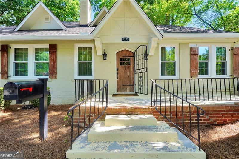 3175 Ingleside Avenue Property Photo 2