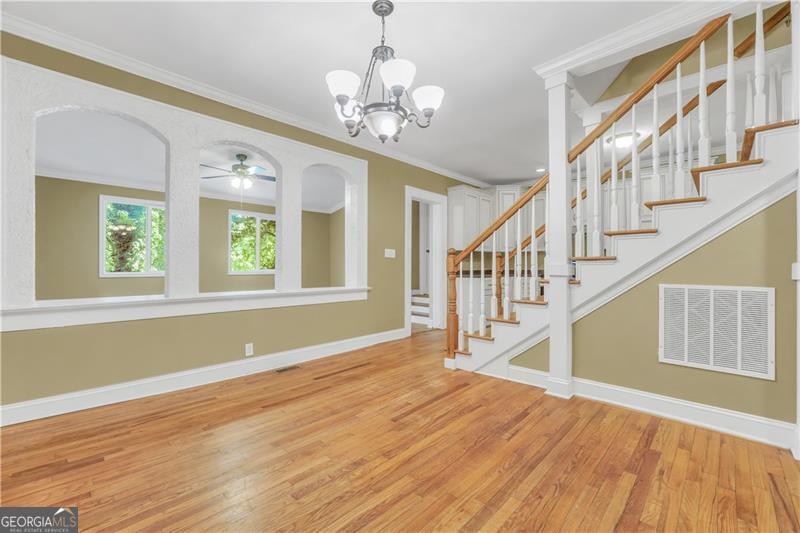 3175 Ingleside Avenue Property Photo 10