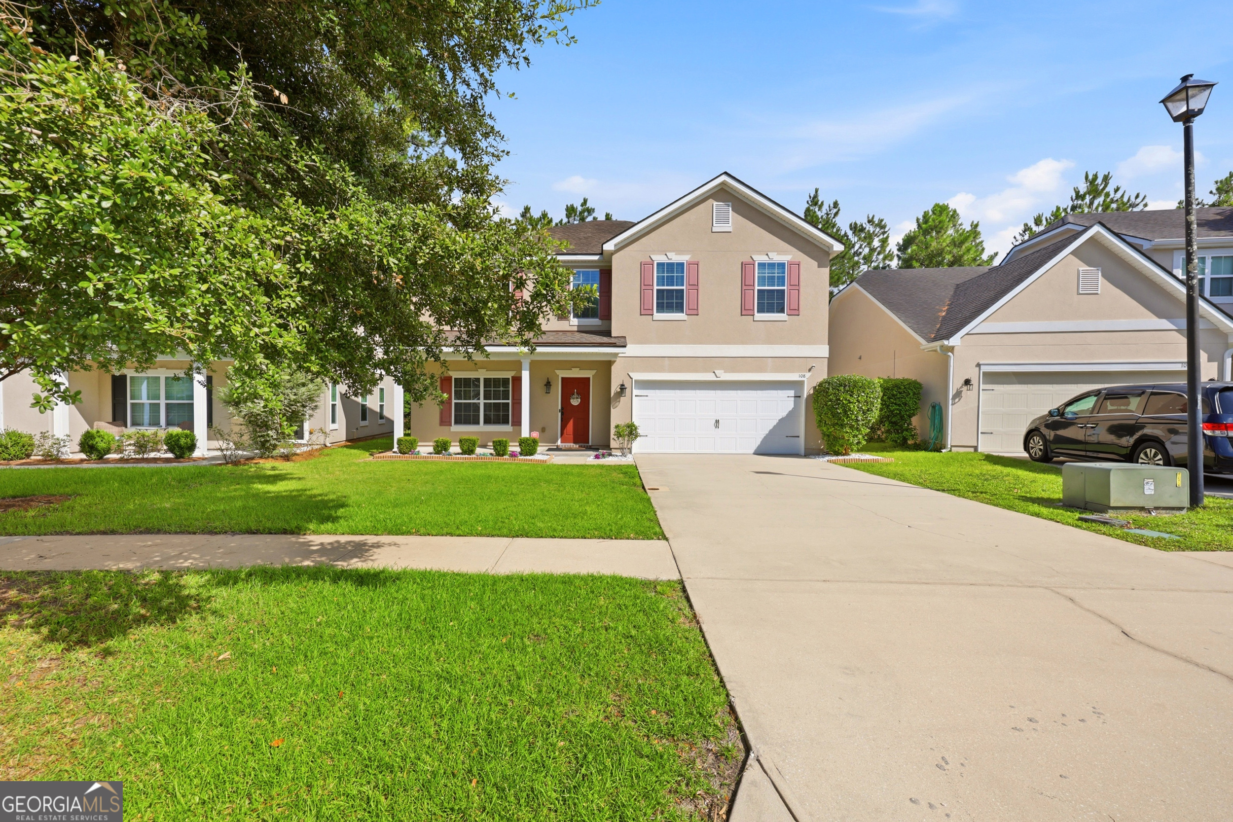 108 Brooklet Circle Property Photo 4