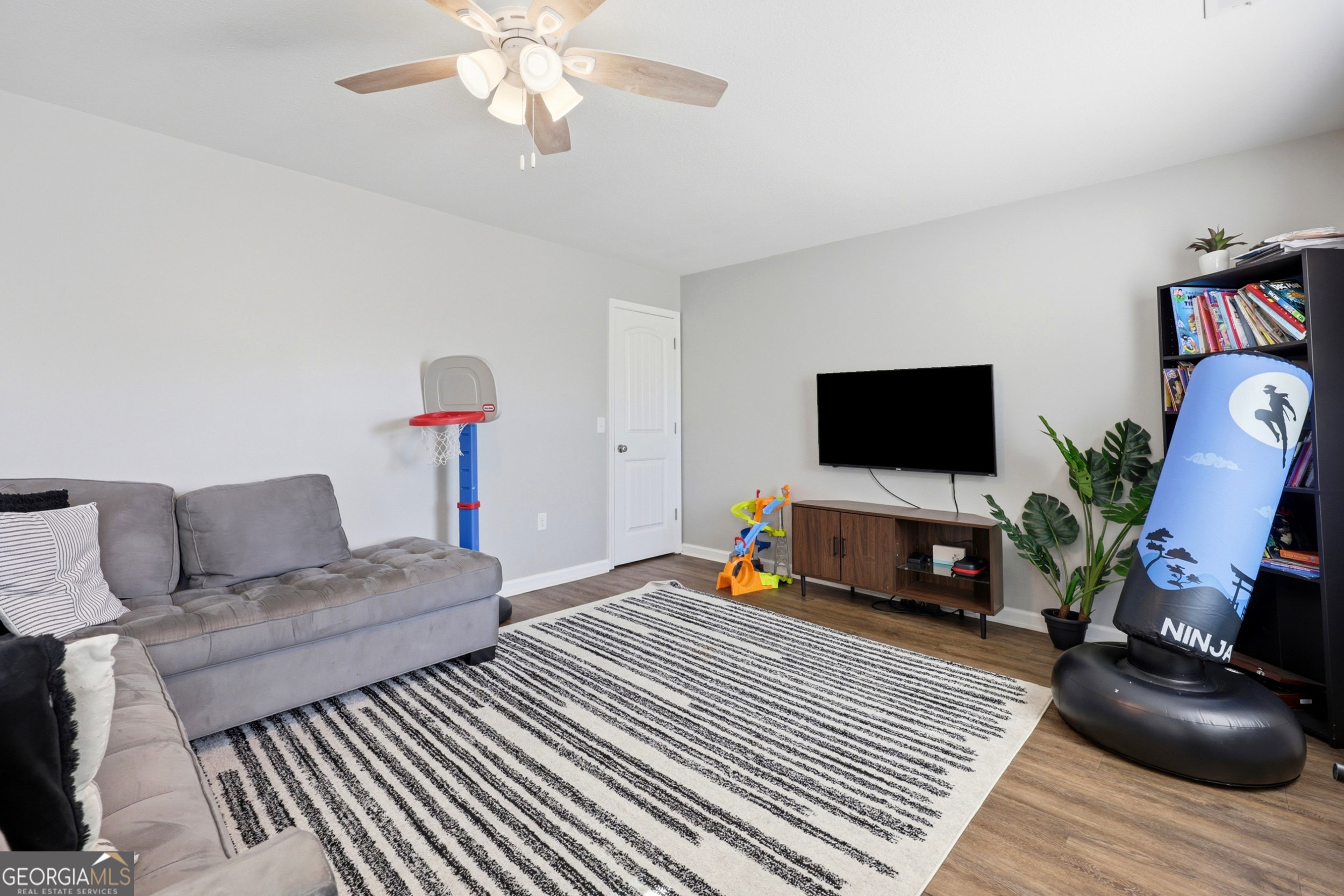 108 Brooklet Circle Property Photo 10