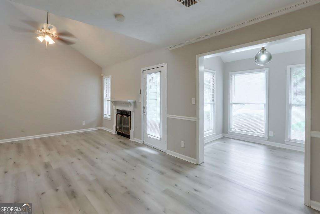 1627 Homestead Trail Property Photo 8