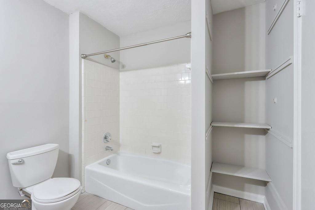 1627 Homestead Trail Property Photo 16