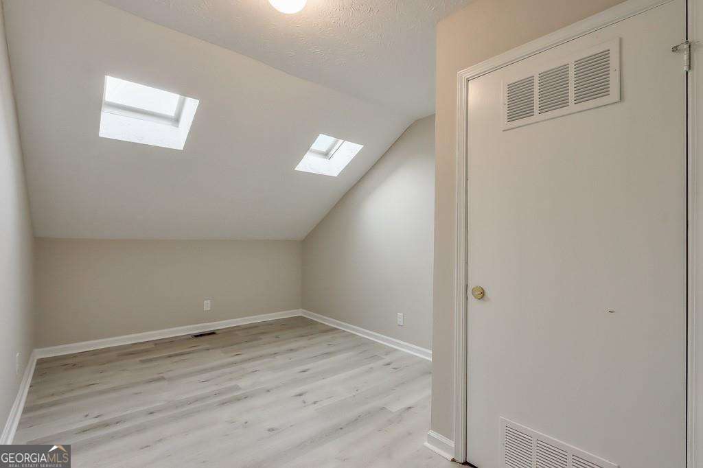 1627 Homestead Trail Property Photo 28