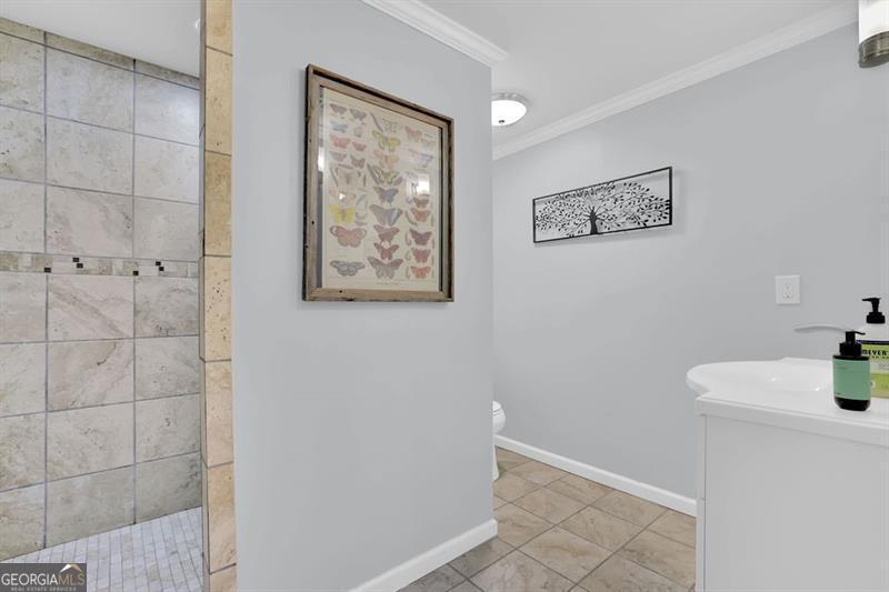 850 Lake Medlock Drive Property Photo 24