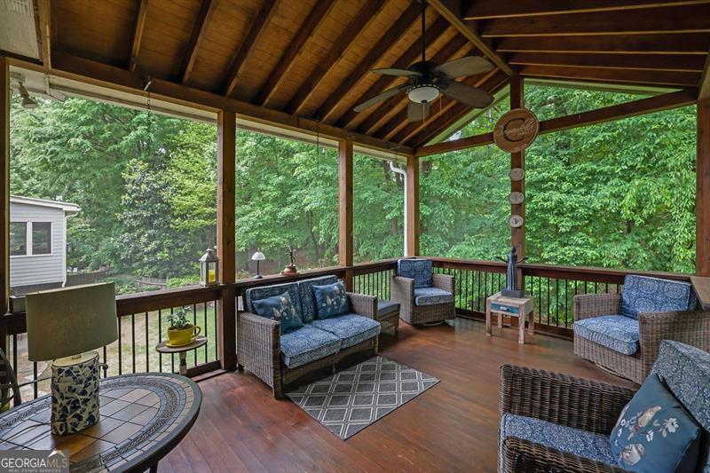 850 Lake Medlock Drive Property Photo 26