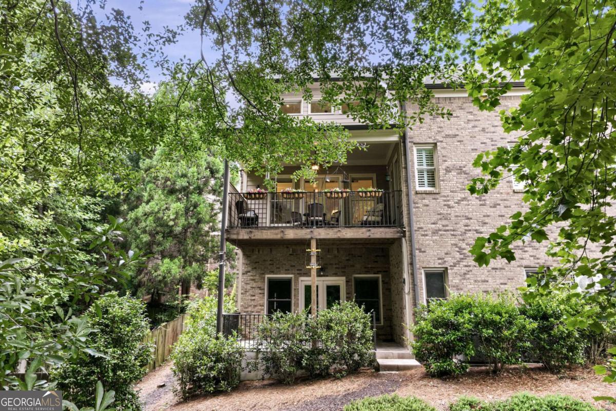 860 Candler Street # 9 Property Photo 13