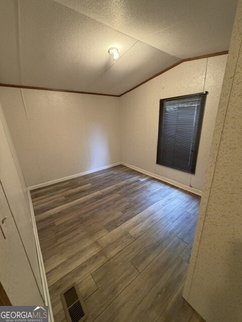 214 Forest Avenue Property Photo 20