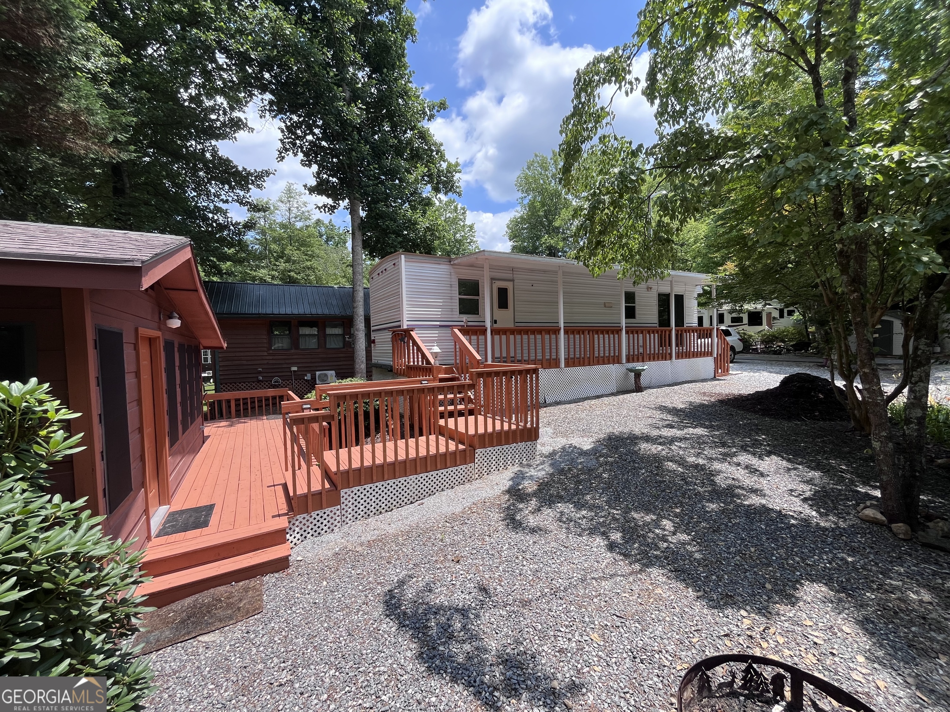 86 Campfire Drive Property Photo 1