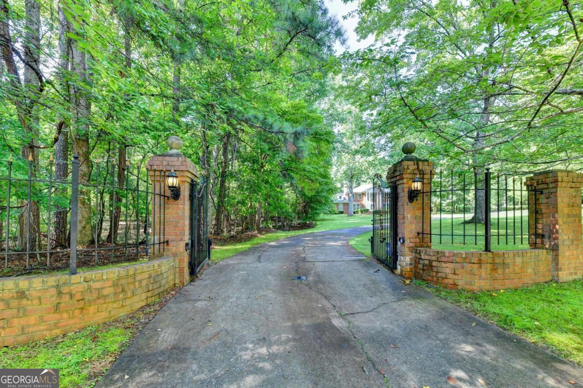 385 Five Acre Road Property Photo 36