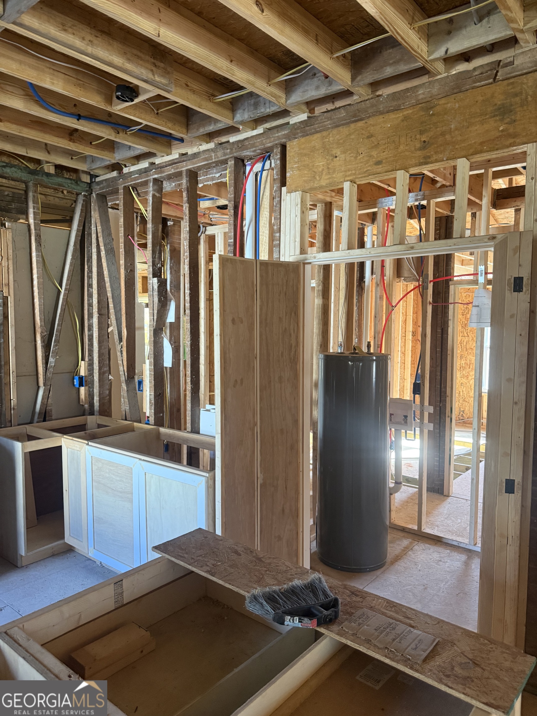 466 West Avenue Property Photo 9
