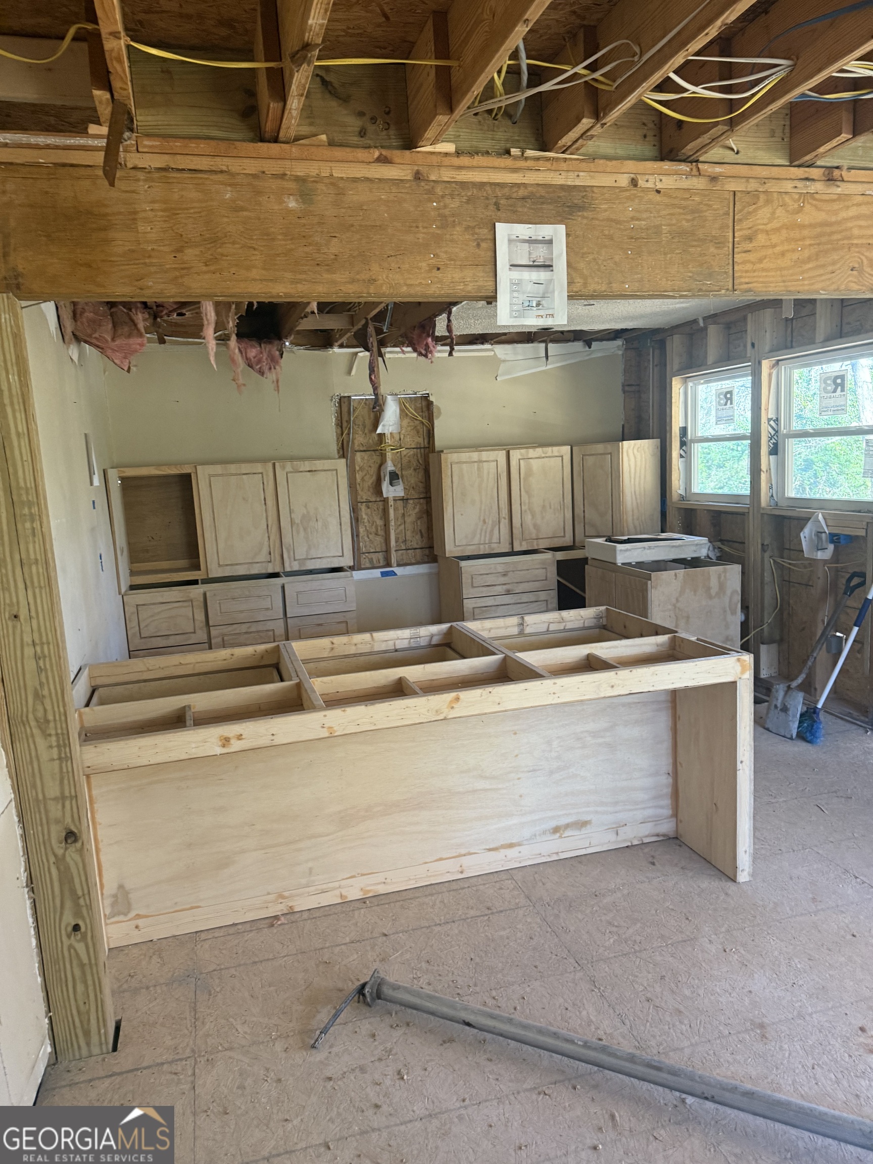 466 West Avenue Property Photo 10