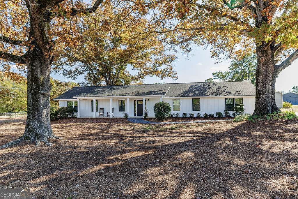 1412 Old Bishop Road Property Photo 1