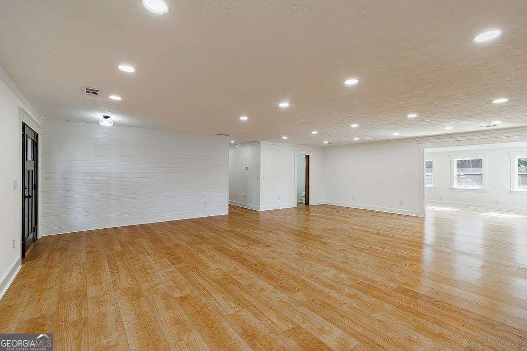 1412 Old Bishop Road Property Photo 8
