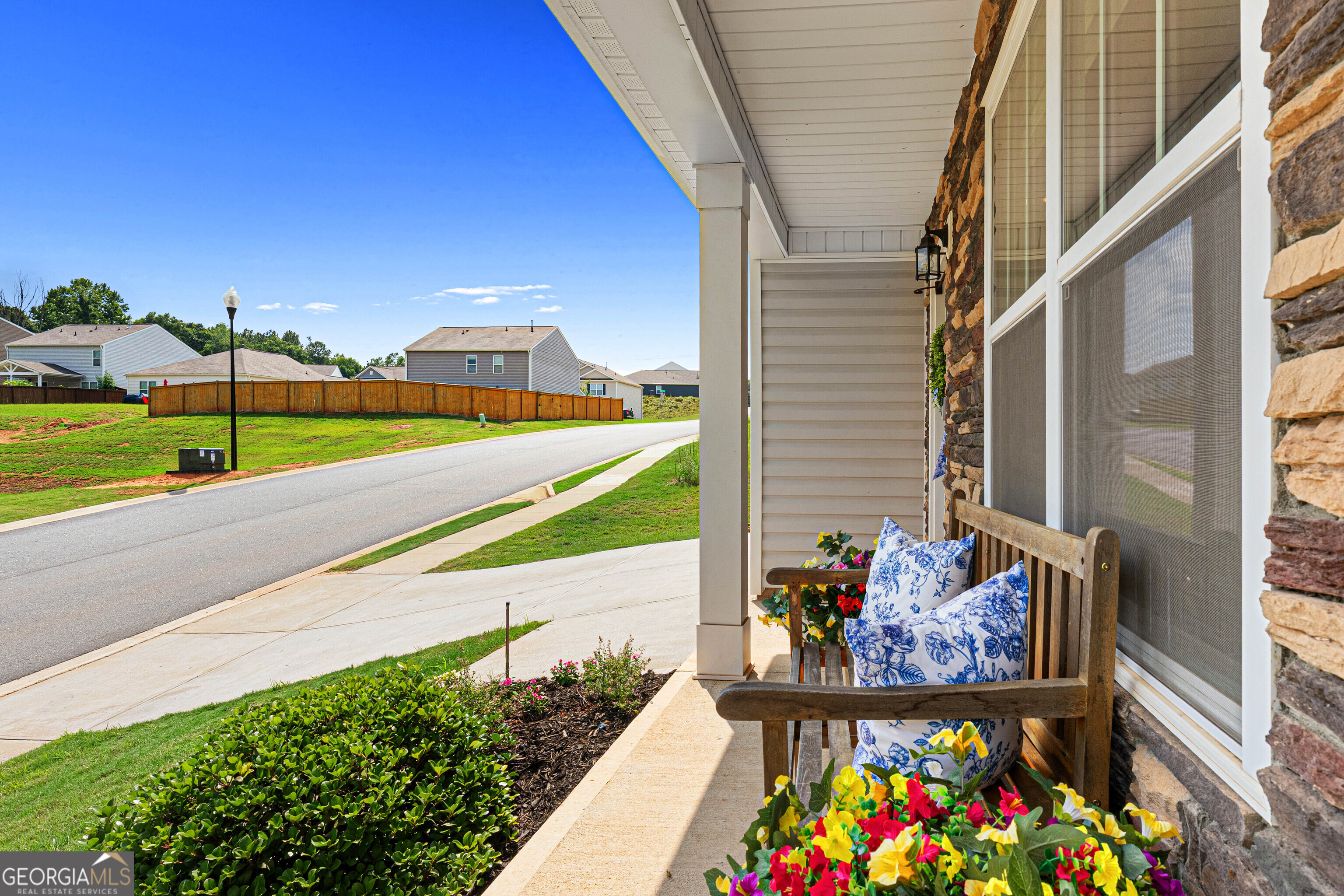 207 Ashwood Way Property Photo 4