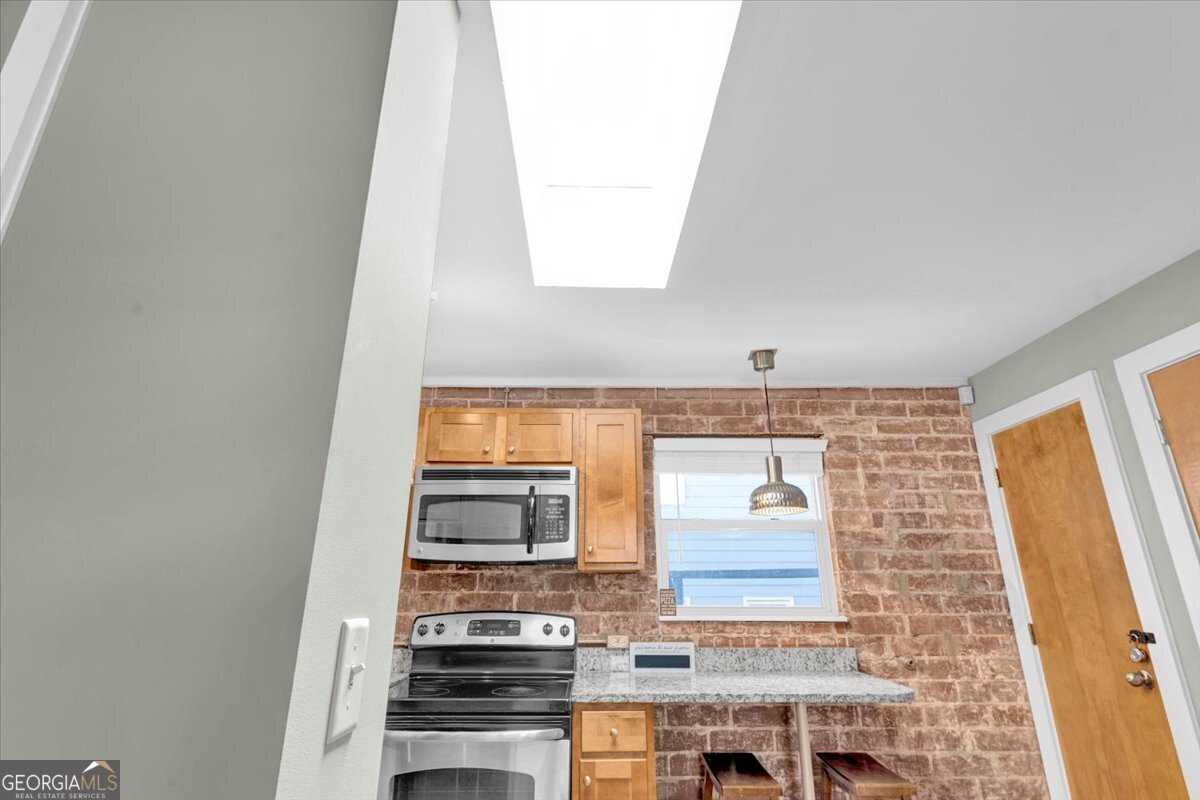 562 Formwalt Street Sw # 4 Property Photo 7