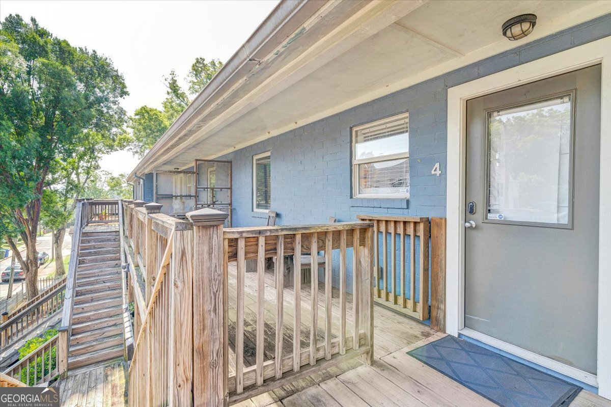 562 Formwalt Street Sw # 4 Property Photo 15