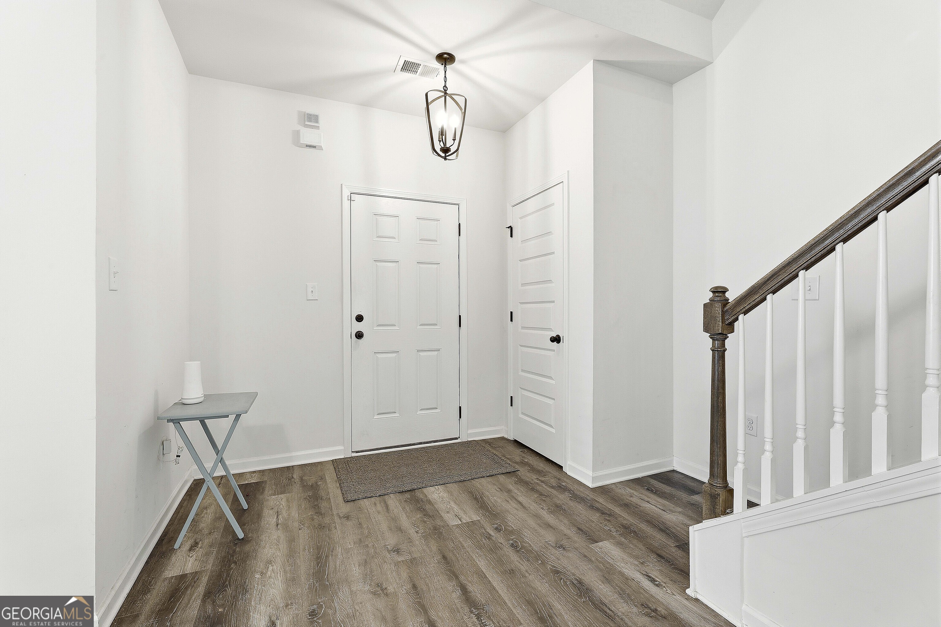 245 Southridge Property Photo 5