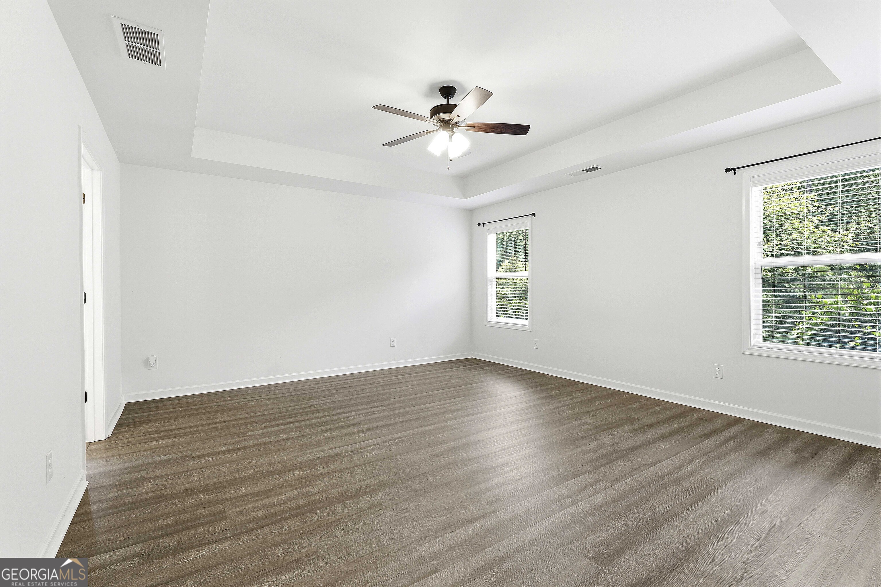 245 Southridge Property Photo 17