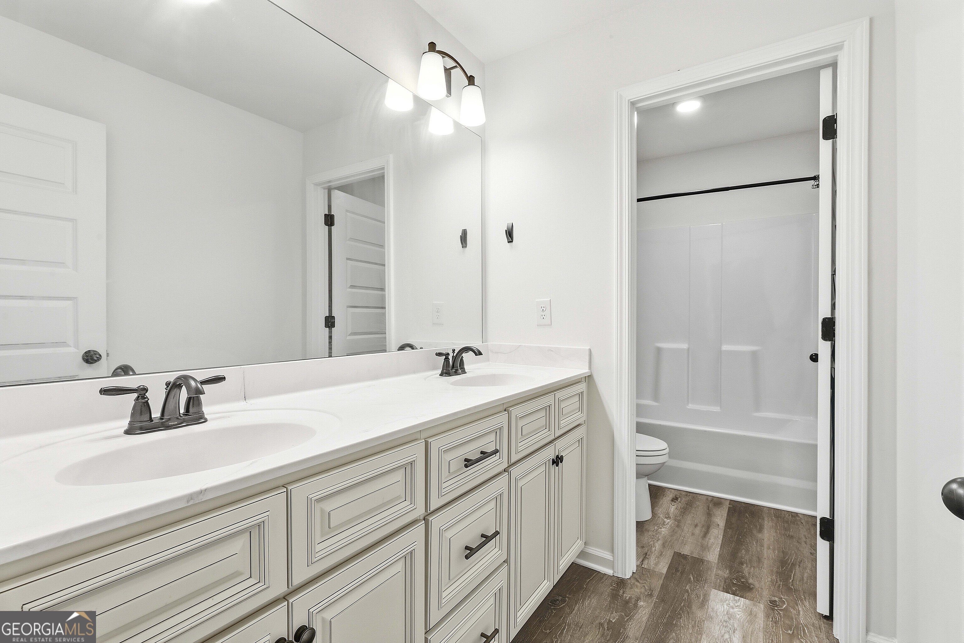 245 Southridge Property Photo 34
