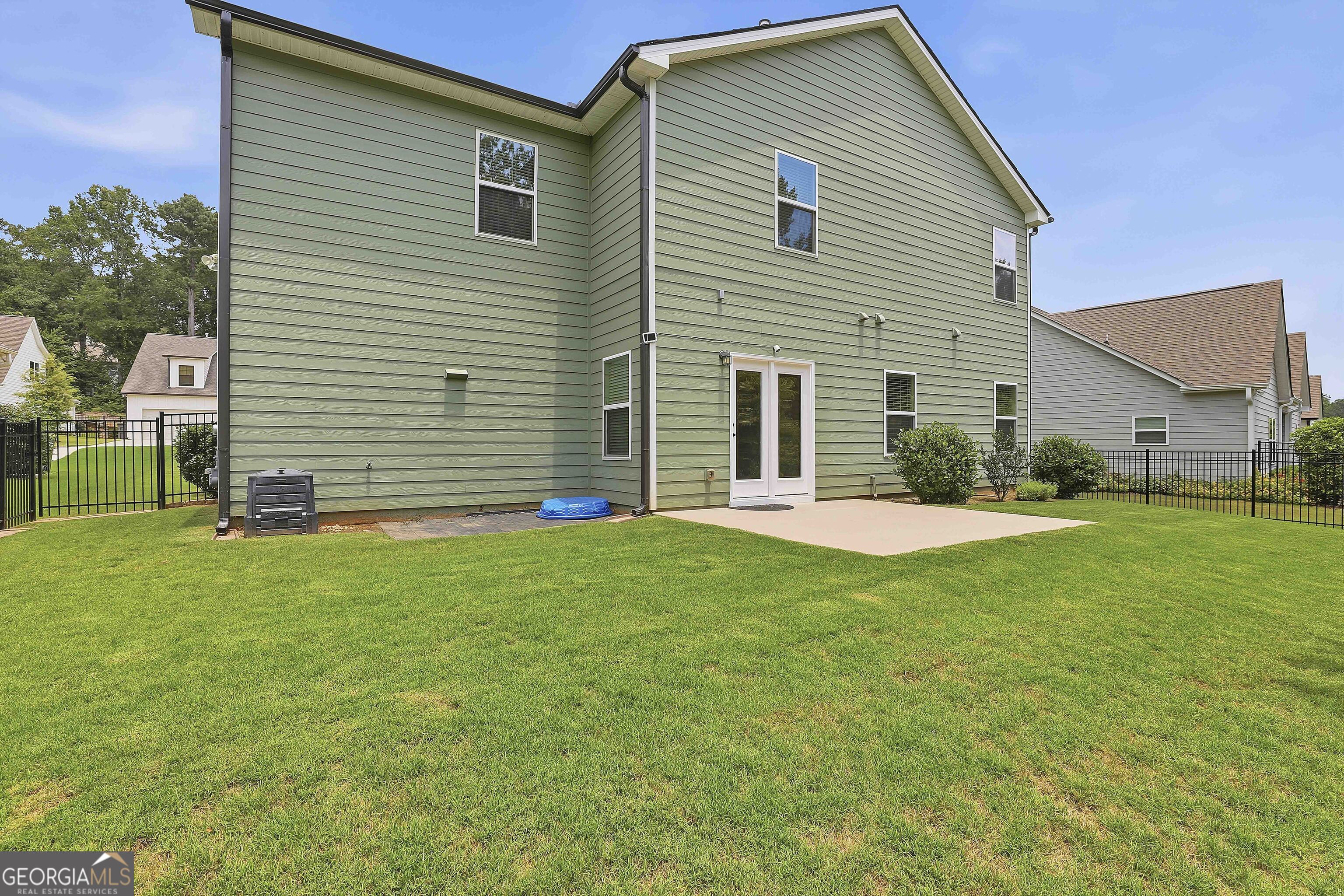 245 Southridge Property Photo 43