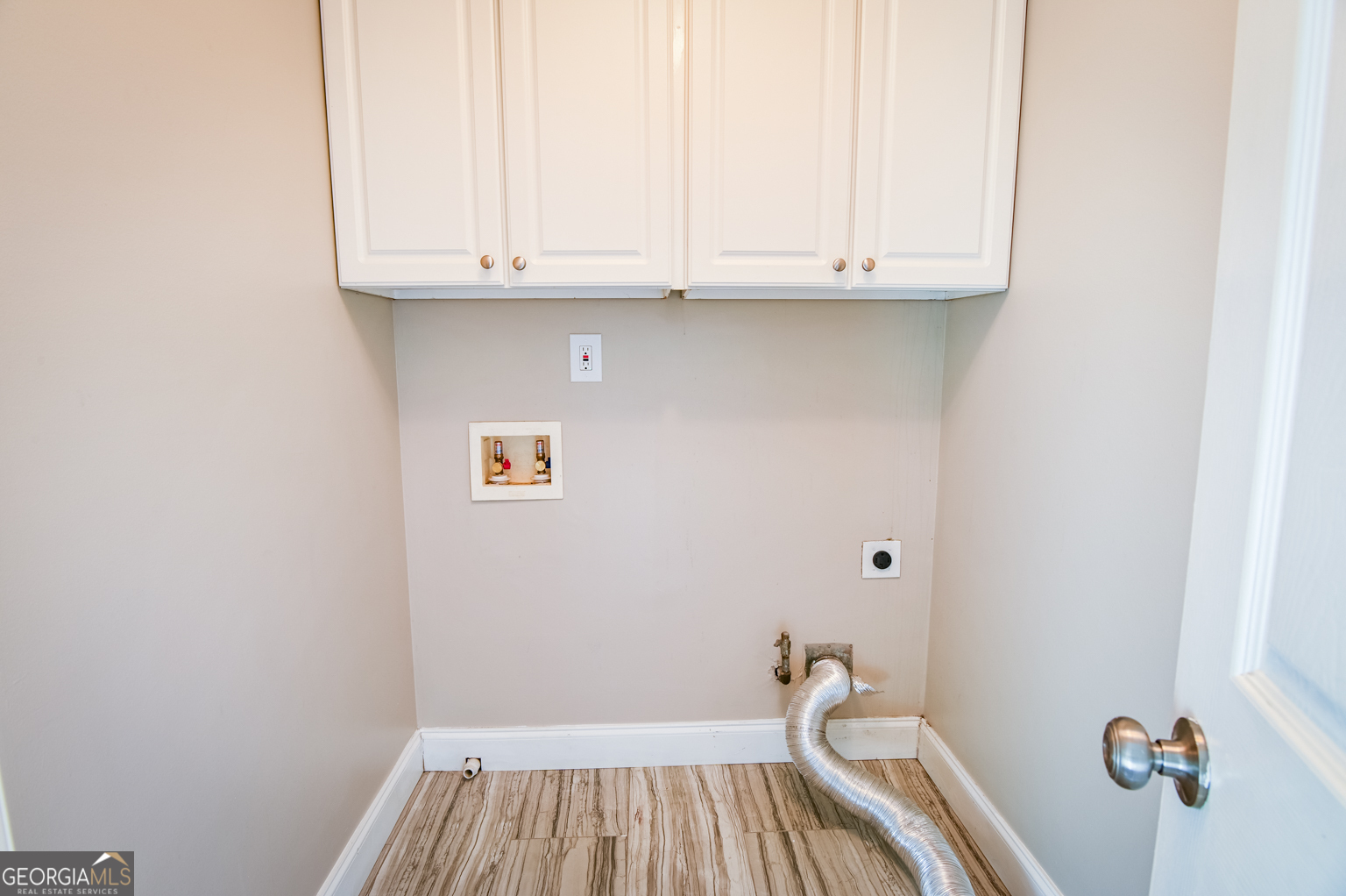 7110 Dressage Way Property Photo 9