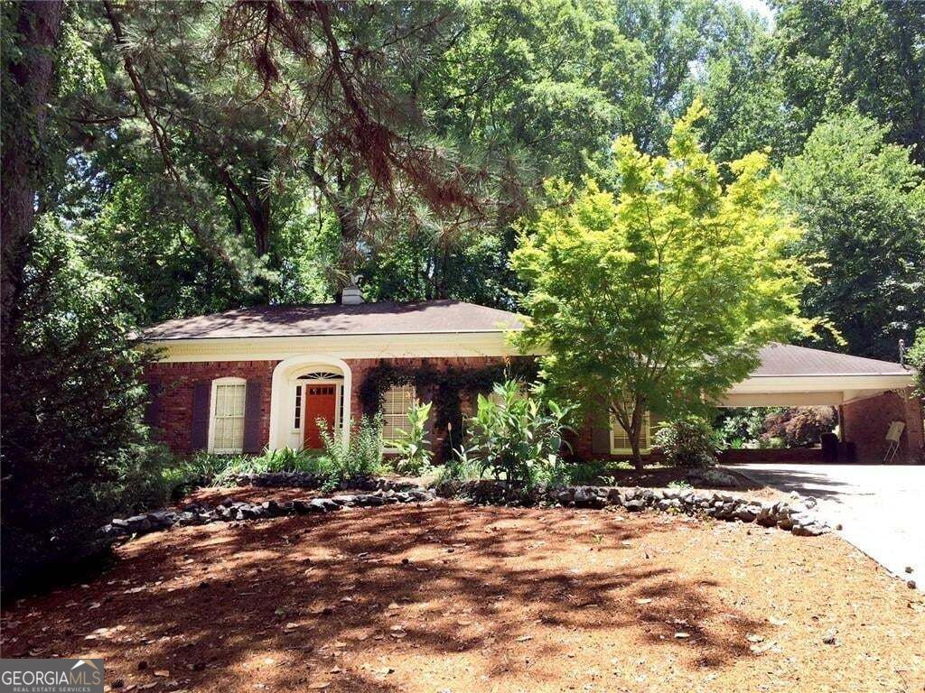 4690 Huntley Drive Property Photo 1