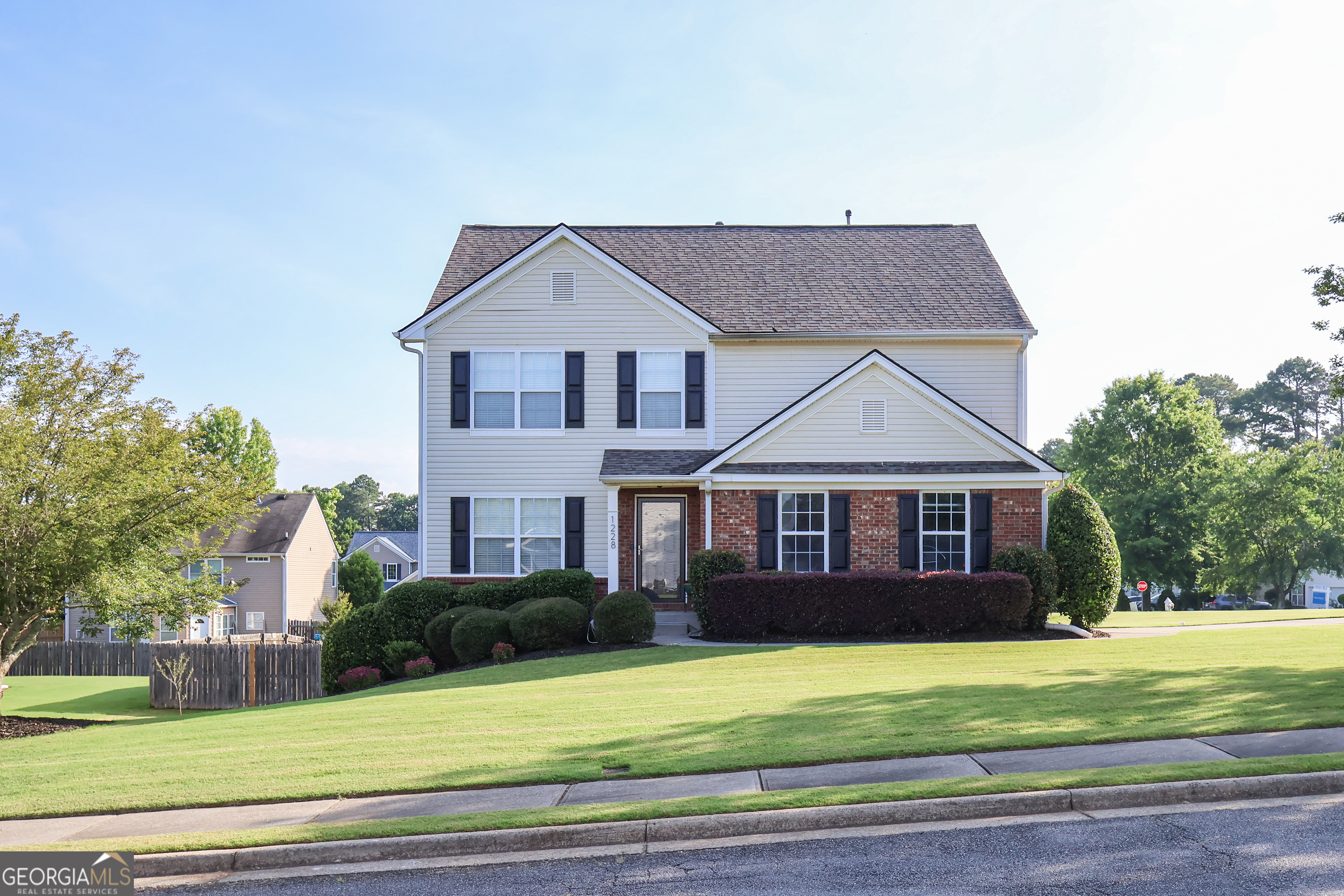 1228 Pine Acre Drive Property Photo 1