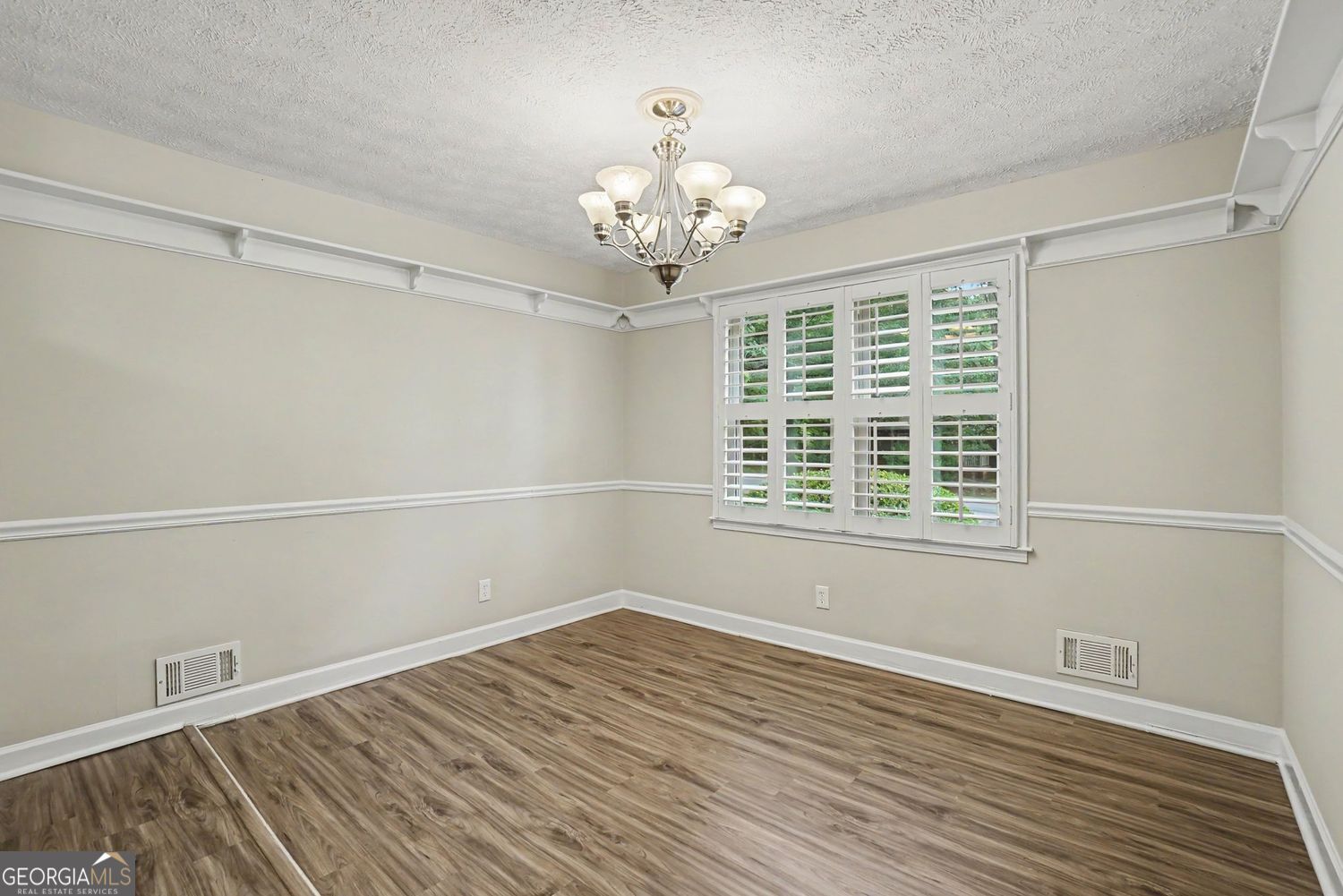 1272 Oakwoods Drive Property Photo 8
