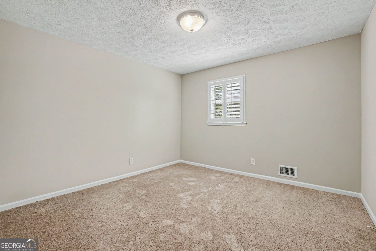 1272 Oakwoods Drive Property Photo 14