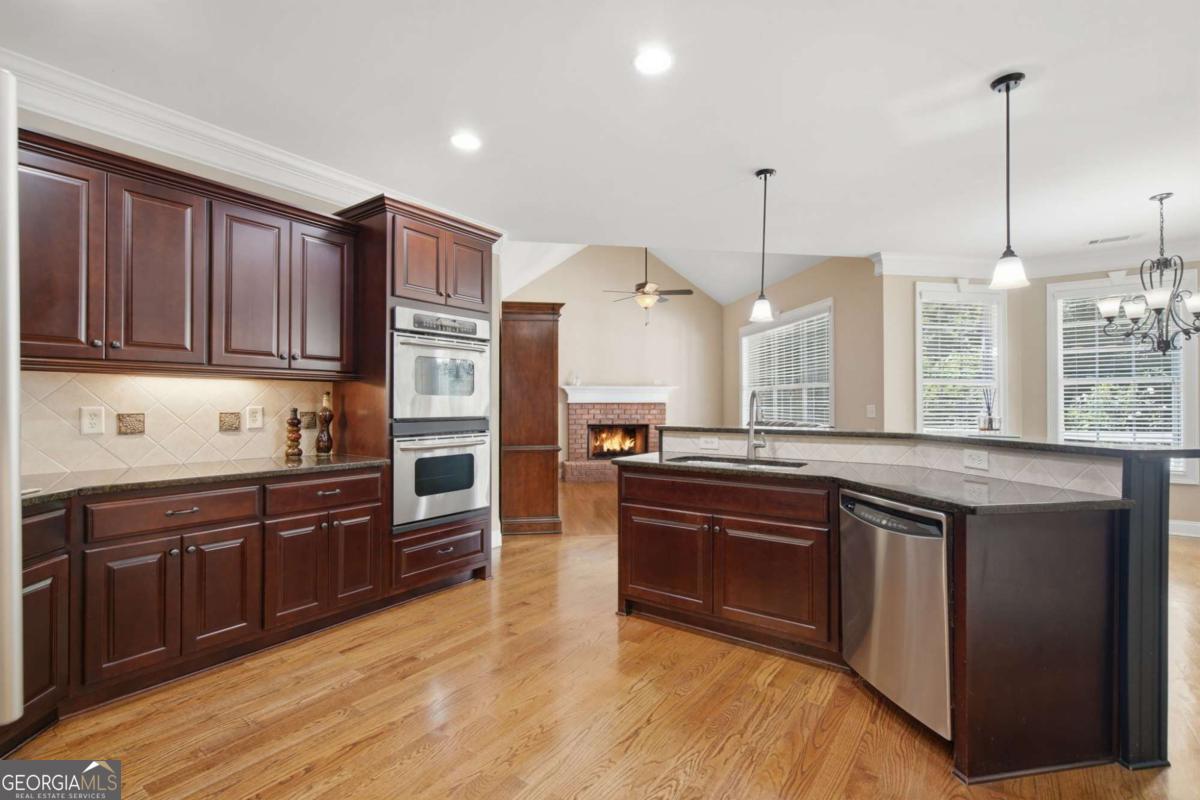 5105 Stefan Ridge Way Property Photo 17