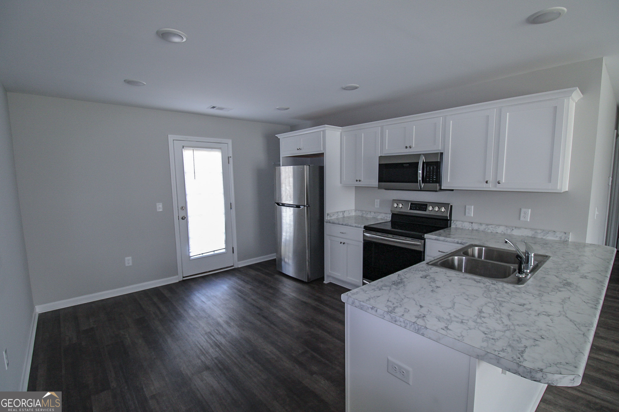 124 Callaway Crescent Property Photo 4