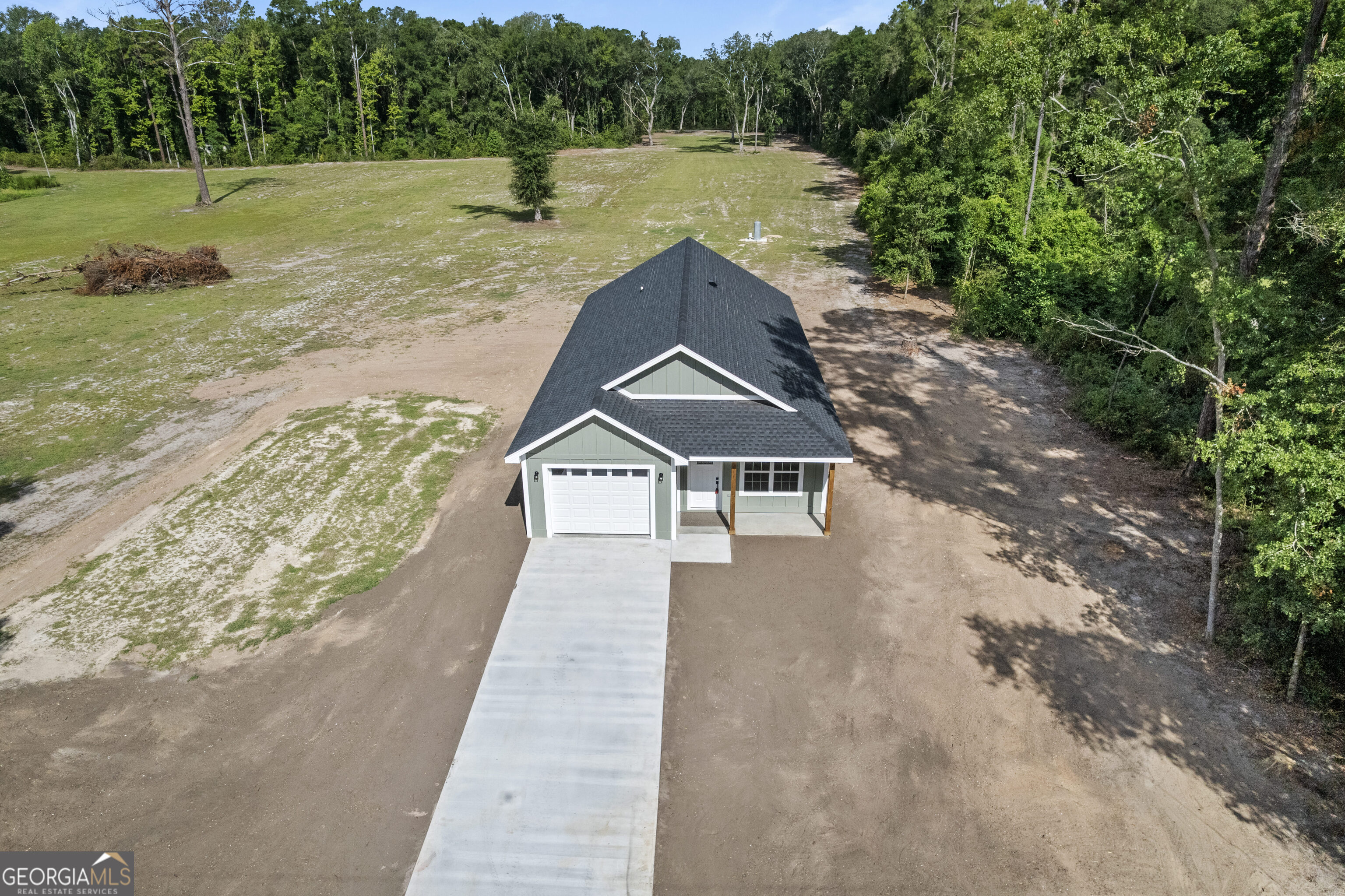 93 Riverside Drive Property Photo 2
