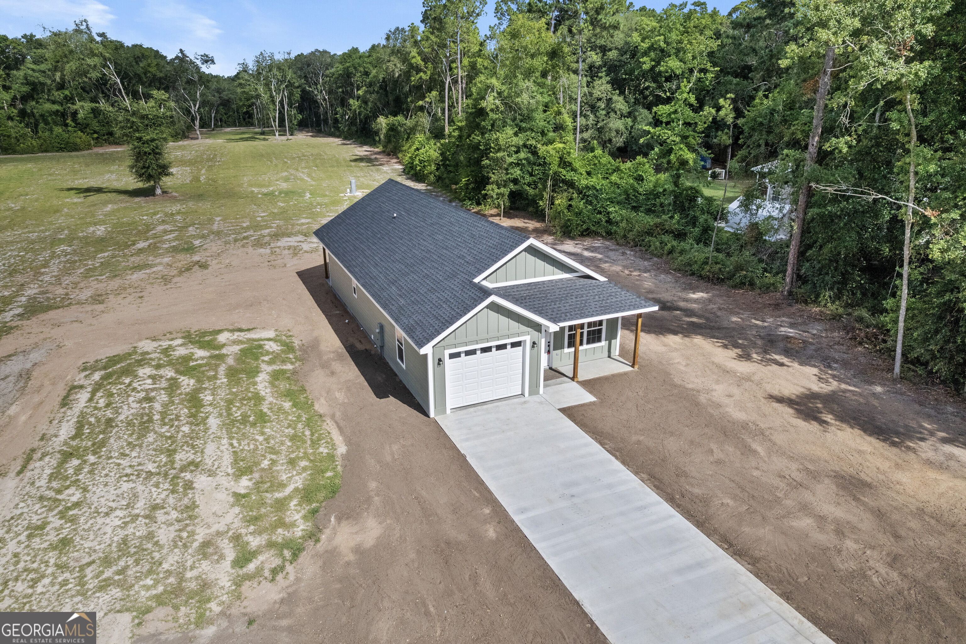 93 Riverside Drive Property Photo 3
