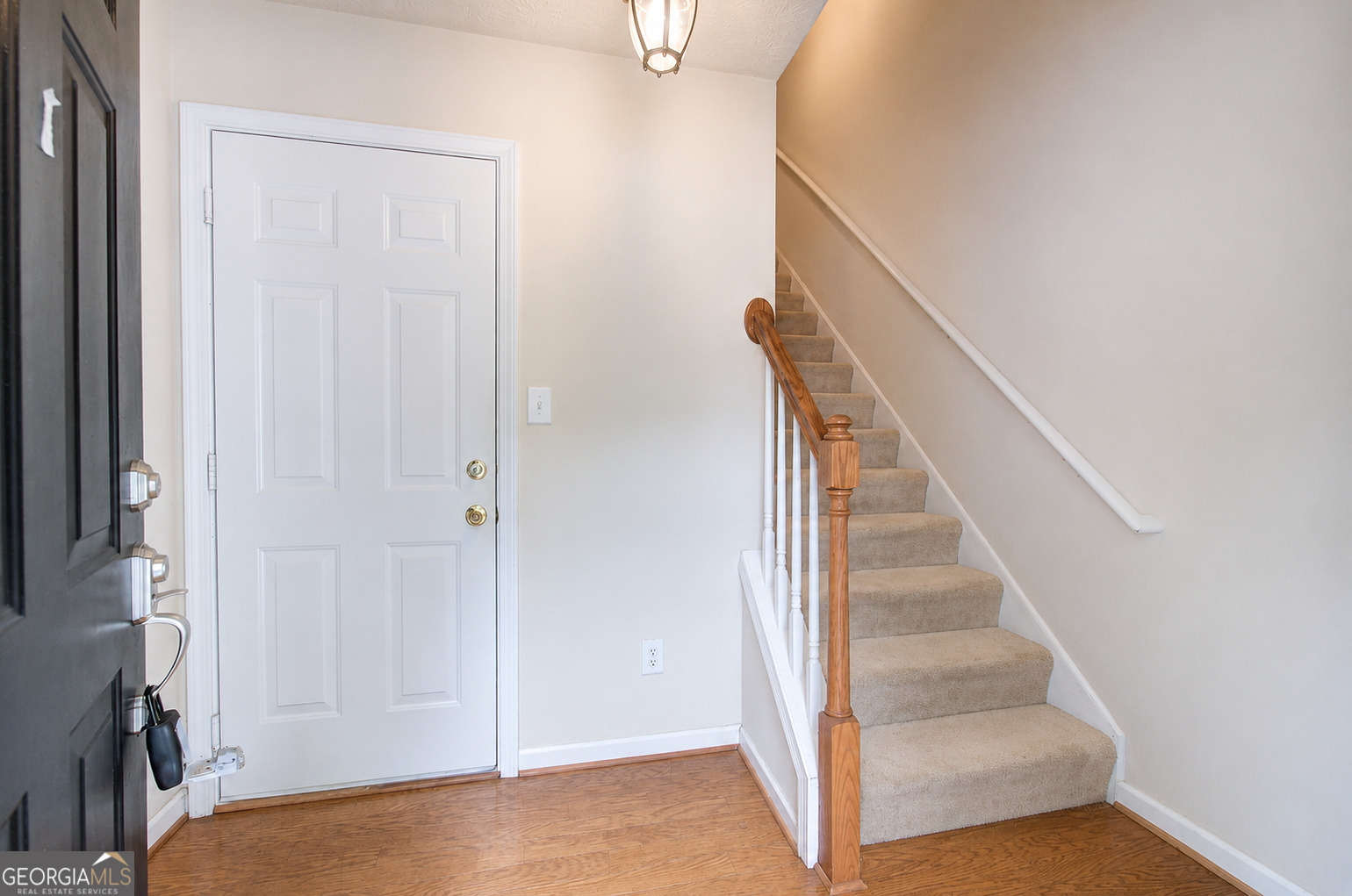4144 Spring Cove Drive Property Photo 2